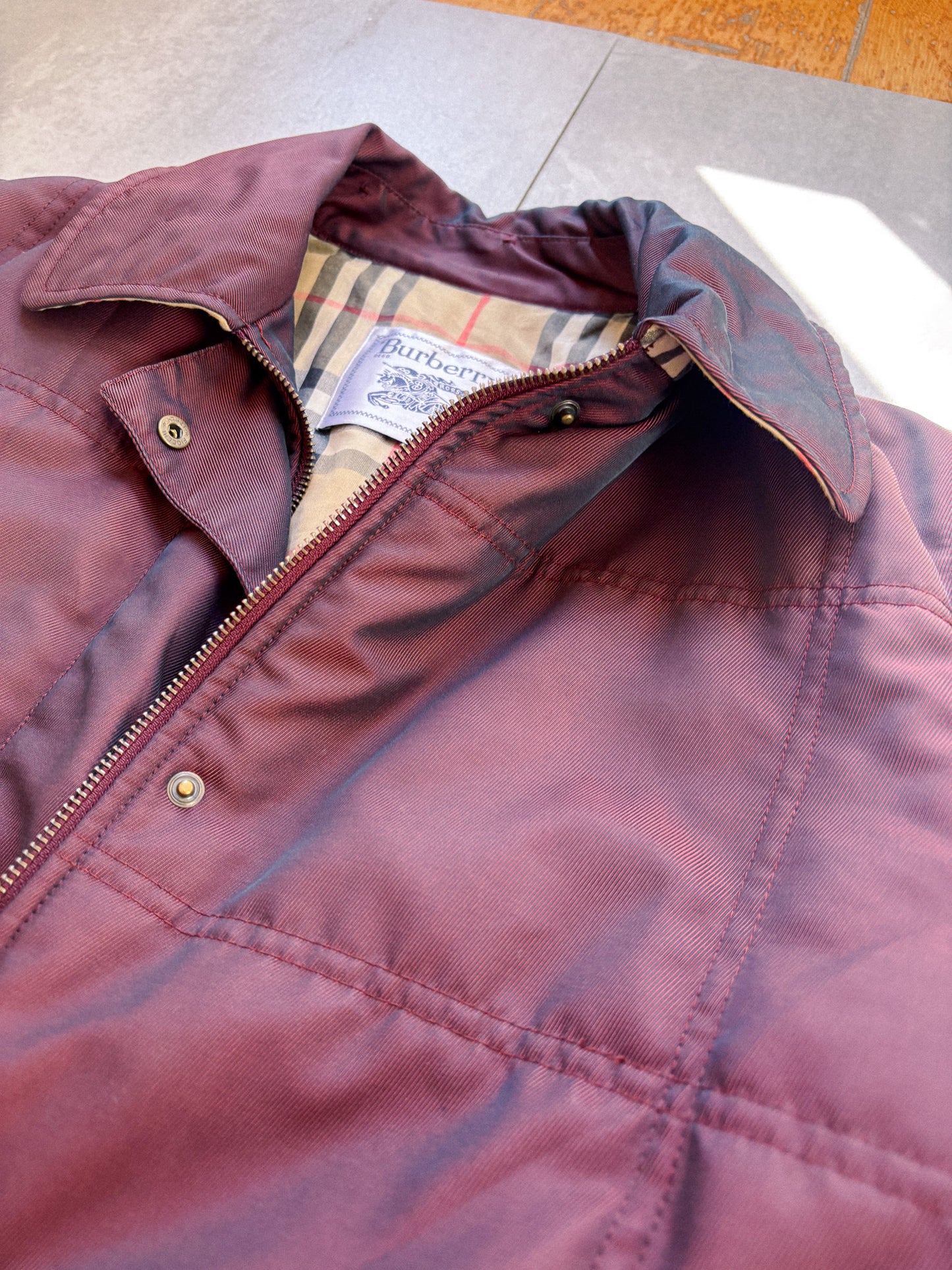 Burberry – Burgundy Synthetic Puffer Coat