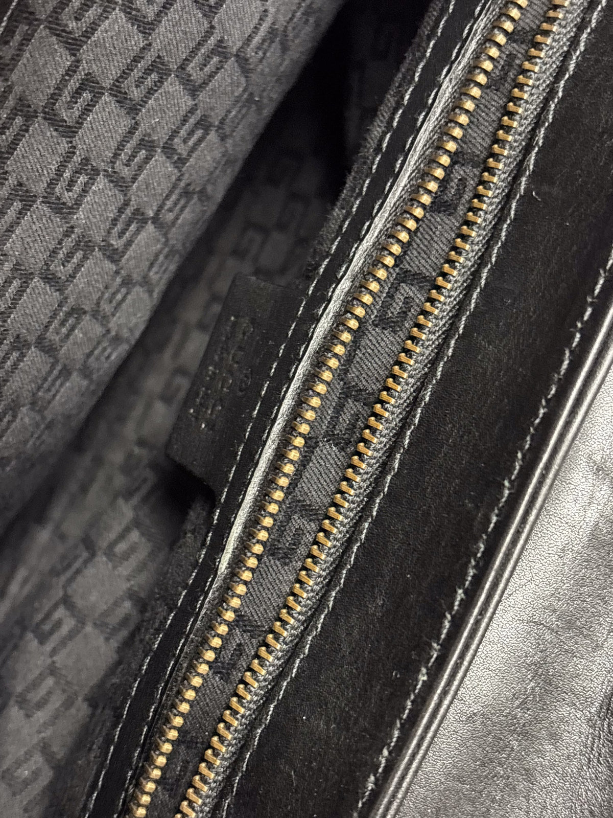 Gucci Black Leather Flap Shoulder Bag, view 5